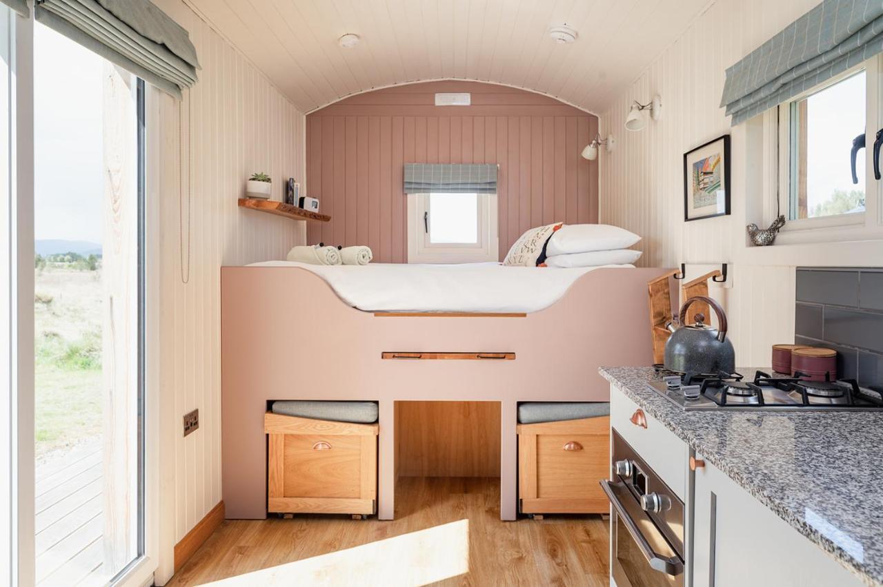 Highland Shepherd Huts ネシー・ブリッジ エクステリア 写真