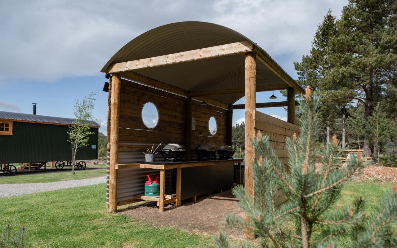 Highland Shepherd Huts ネシー・ブリッジ エクステリア 写真